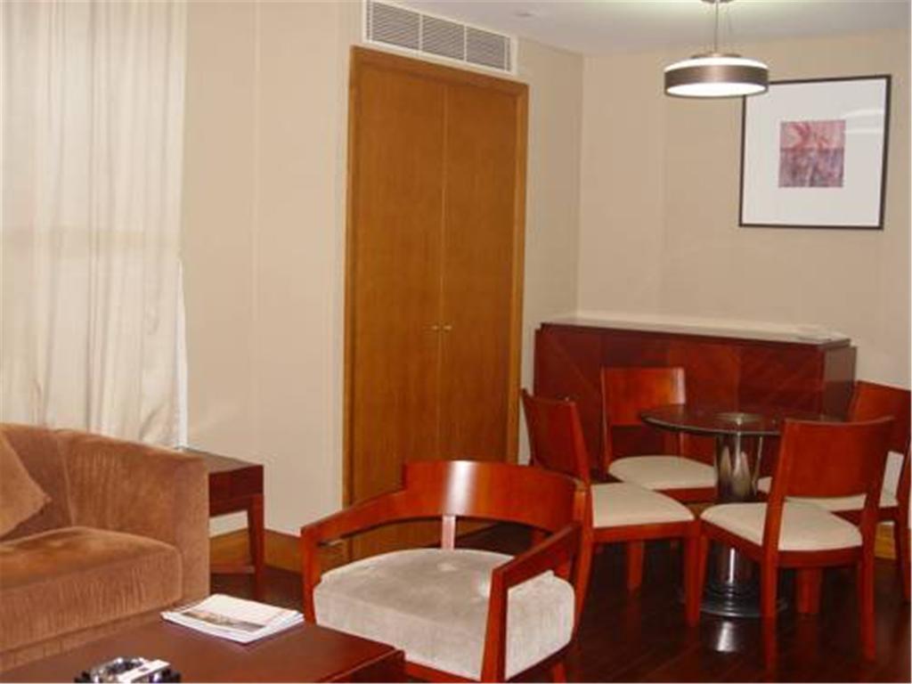Howard Johnson Plaza Lingang Shanghai Nanhui Екстер'єр фото