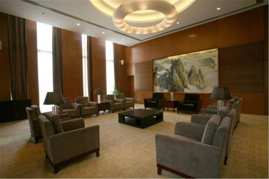 Howard Johnson Plaza Lingang Shanghai Nanhui Екстер'єр фото
