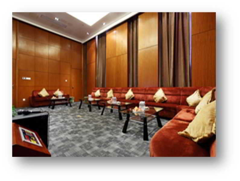 Howard Johnson Plaza Lingang Shanghai Nanhui Екстер'єр фото