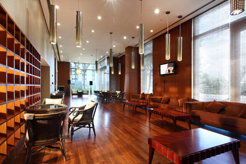 Howard Johnson Plaza Lingang Shanghai Nanhui Екстер'єр фото